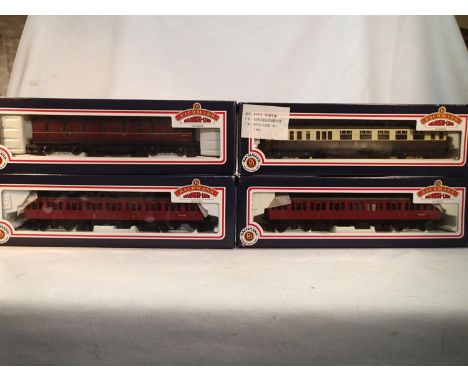 Four OO scale Bachmann boxed coaches, mostly in very good condition, wear to boxes. UK P&amp;P Group 1 (£16+VAT for the first