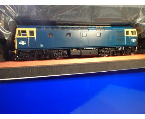 Heljan O gauge, 3396, class 33 diesel, blue, full yellow ends, un-numbered, near mint, storage wear to box. UK P&amp;P Group 