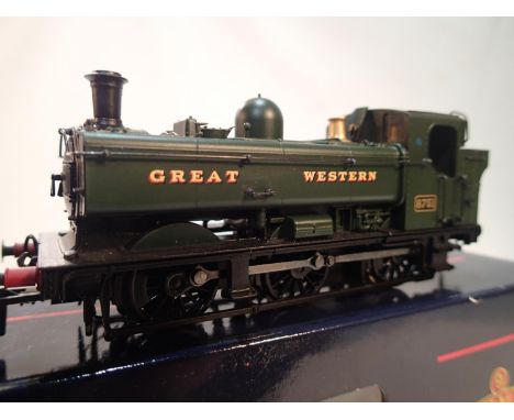 Bachmann 32-206, Pannier tank, 8751, Great Western green, excellent condition, box with wear. UK P&amp;P Group 1 (£16+VAT for