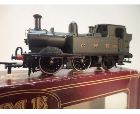 Airfix class 14XX tank, 0.4.2, green, 1466, GWR, excellent condition, box is poor. UK P&amp;P Group 1 (£16+VAT for the first 