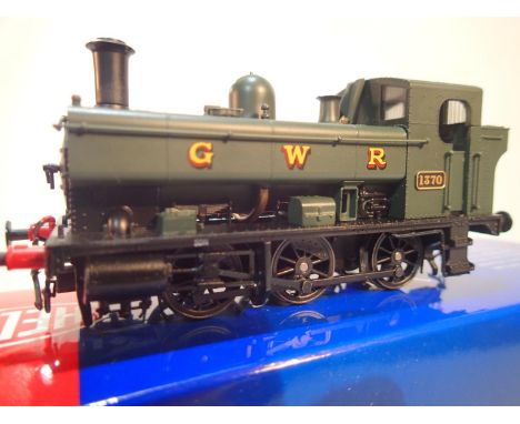 Heljan OO gauge, 1322, class 1366, GWR green, 1370, near mint condition, boxed. UK P&amp;P Group 1 (£16+VAT for the first lot