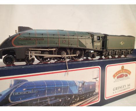 Bachmann 31-951, A4 class, 60009, Union of South Africa, green, late crest, detail fitted, valve gear requires attention, sto