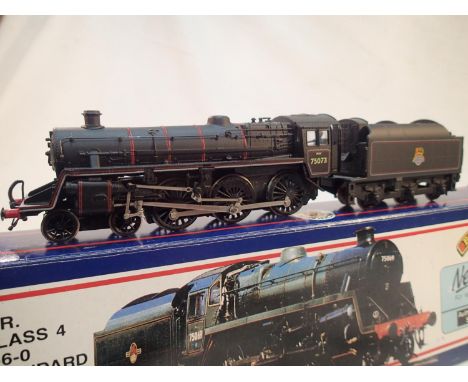 Bachmann 31-102, class 4 standard, 75073, black, early crest, excellent condition, detail fitted, no paperwork, wear to box. 