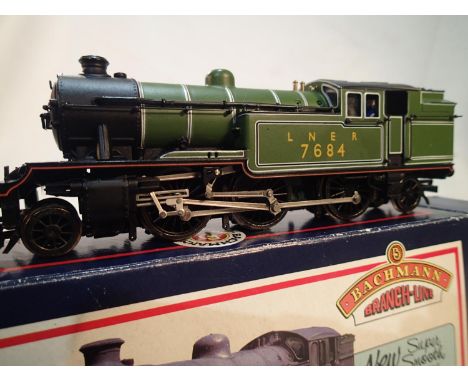 Bachmann 31-600, class V3, LNER green, 7684, excellent condition, box in good condition, no paperwork. UK P&amp;P Group 1 (£1