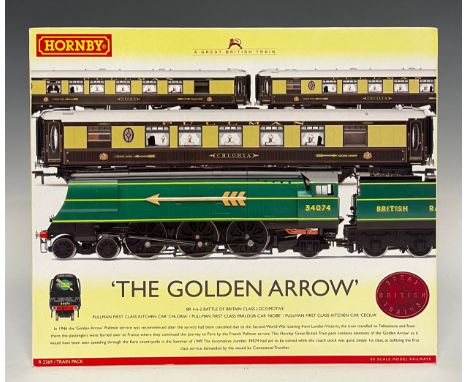 Hornby Model Railways - R2369 'The Golden Arrow' locomotive and coach train pack boxed set, comprising a BR 4-6-2 Battle of B