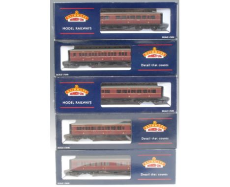 Bachmann Branch-Line Model Railways - five stock cars/coaches comprising 34-251B 57ft Corridor 1st/3rd Crimson LMS coach, 00 