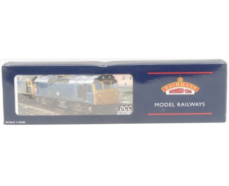 Bachmann Branch-line OO gauge model railways 'Class 25/3 Bo-Bo Diesel locomotive, D7646, BR two tone green livery, 32-405, bo