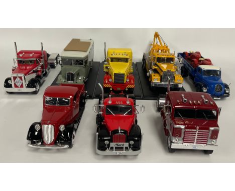 Model Vehicles - Neo Scale Models, 1971 Diamond Reo, Tow Truck,  1/43 scale, unboxed; IXO Models, Kenworth Bullnose 1950, 1:4