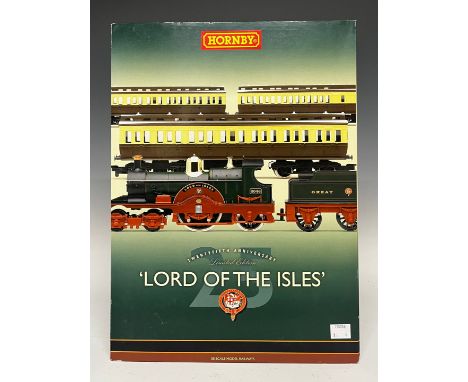 Hornby Model Railways - R2560 'Lords of the Isles' GWR Dean single 4-2-2 locomotive and coach train pack boxed set, comprisin