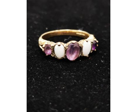 9CT GOLD AMETHYST AND OPAL 5 STONE RING SIZE Q 3.1G