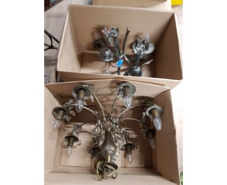 A PAIR OF LIGHT FITTINGS TOGETHER WITH BRASS EFFECT CHANDELIER WITH CRYSTAL DROPS