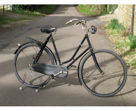 Onward Cycle Co., Model D Lady's Bicycle A circa-1899 period bicycle built and retailed in Ashford, Kent, this swan neck bicy