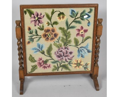 An Edwardian Oak Framed Tapestry Fire Screen with Barley Twist Supports, 56cm wide 