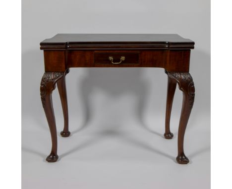 Mahogany folding console, English style George IIMahoniehouten uitklapbare speeltafel, Engels stijl George II70 x 82 x 40/80 