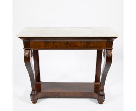 Charles X console in mahogany veneer with white marble top and drawer with lockCharles X console in mahonie fineer met wit ma
