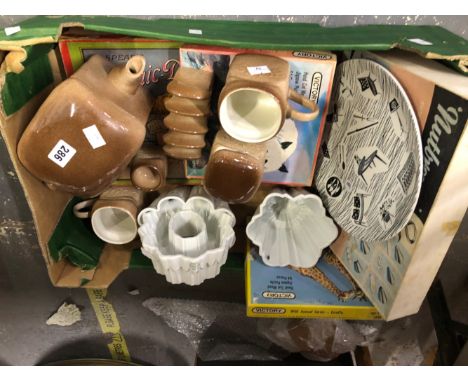 A RIDGWAYS HOMEMAKER PLATE, CARLTON BROWN WARES, CERAMIC JELLY MOULDS, JIGSAW PUZZLES, ETC.