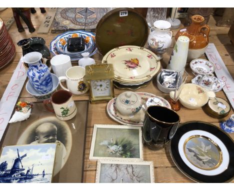 DECORATIVE CERAMICS, TWO CLOCKS, A DELFT TILE TEA POT STAND, A FRAMED PHOTOGRAPH, ETC.