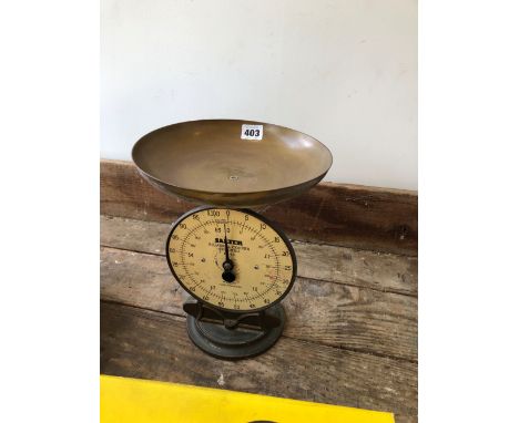 A SALTER SILVER AND COPPER SCALES NO.53, THE BRASS PAN ABOVE A DIAL MARKED UP TO £100 OF SILVER COINS AND £5 OF COPPER COINS