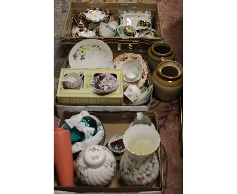 THREE TRAYS OF ASSORTED CERAMIC TO INC WEDGWOOD WILD STRAWBERRY, WEDGWOOD AVEBURY ETC.