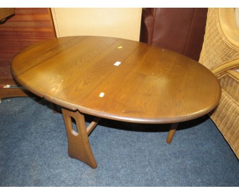 A SMALL ERCOL DROPLEAF TABLE