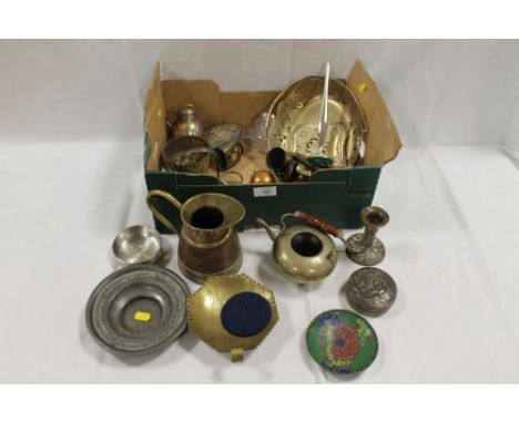 A TRAY OF METALWARE TO INCLUDE CLOISONNE  TRINKET BOX ETC