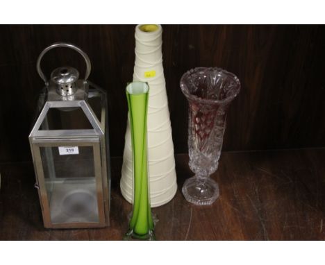A SELECTION OF GLASS AND CERAMIC VASES ETC