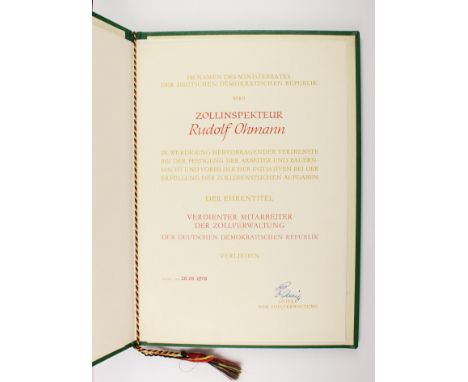 Seltener Urkunden- Nachlass eines Zolloberrat, dabei Medaille Treue Dienste 25 Jahre, Treue Dienste MdI in Gold, Verdienstmed