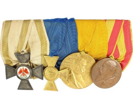 Große Ordensspange mit 4 Auszeichnungen: Roter Adler-Orden Kreuz 4. Klasse, DA für Offiziere 25 Jahre, Zentenarmedaille 1897,