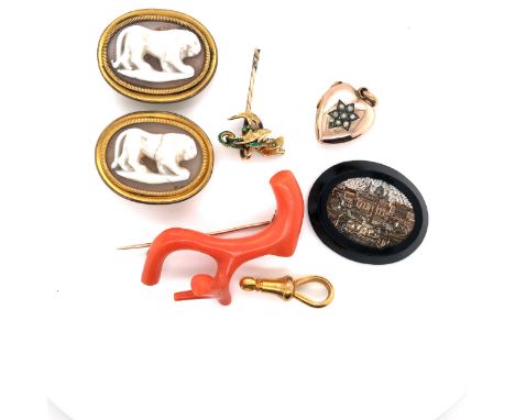 A PAIR OF LION CAMEO SHIRT ADORNMENTS, TOGETHER WITH A MICRO MOSAIC SLICE, A FRENCH GOLD AND ENAMEL DRAGON PART STICK PIN WIT