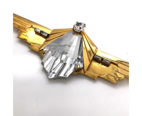 A VINTAGE ART DECO LARGE RHINESTONE AND GOLD PLATED COSTUME BROOCH. LENGTH 13.5cms. 