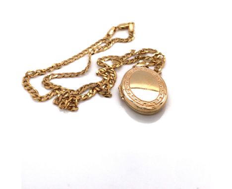 A 9ct GOLD HALLMARKED OVAL PORTRAIT LOCKET AND 9ct GOLD HALLMARKED CURB CHAIN. CHAIN LENGTH 46cms, LOCKET MEASUREMENTS INCLUD