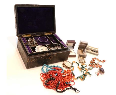A Quantity of Jewellery, including a 9 carat gold diamond solitaire ring, finger size M; an intaglio ring, finger size S; a s