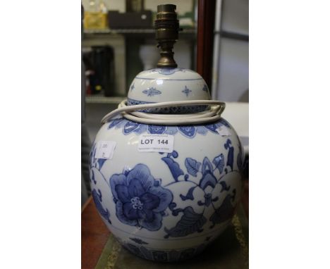 A Chinese inspired blue and white ceramic table lamp base, 33cm&nbsp;
