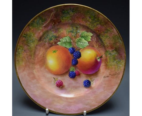 A Royal Worcester plate, the fruit painted by the artist Frank T Higgins