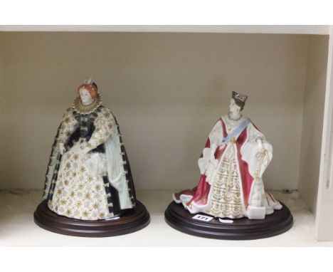 Royal Worcester figurine Queen Victoria Ltd Edn and one other Queen Elizabeth I