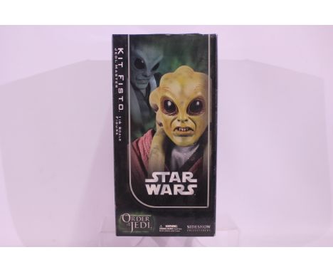 Star Wars - Sideshow Collectibles. A boxed and seemingly unopened 1:6 Kit Fisto Jedi Master Figure, Order Of The Jedi series,