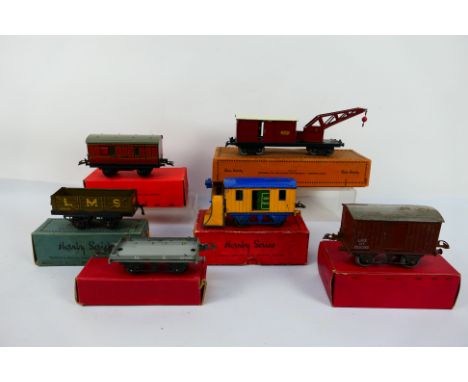 Hornby - A collection of six boxed Hornby O gauge items of rolling stock. Lot includes French Hornby SNCF Crane; Hornby RS681