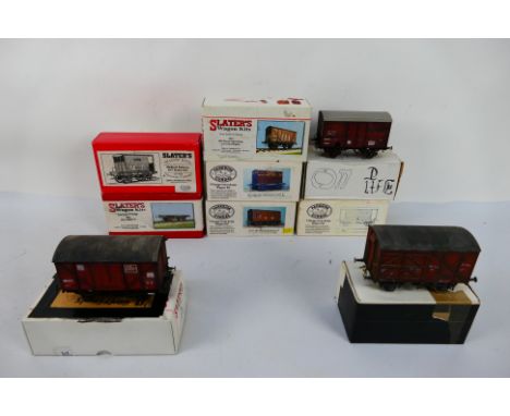 Slaters Wagon Kits - Parkside Dundas - A rake of nine boxed kit built O gauge wagons. The wagons are all unmarked and built t