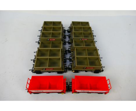 Lima - Hornby - 12 x unboxed OO gauge hopper wagons in Tilcon PGA hopper wagons and 2 x Tilbury Procor hopper wagons. They sh