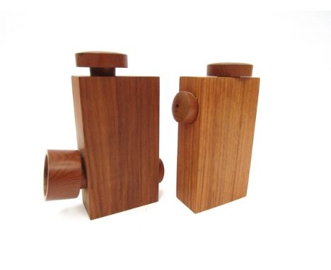 GEORGE SNEED (b.1927) - A handmade wooden salt and pepper grinder, unmarked, 13.5cm high