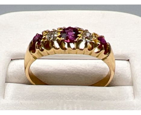 Ladies 18ct gold Ruby and diamond ring. 3.4g size L1/2