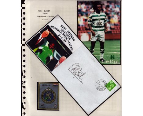 Football Celtic Regi Blinker signed 1997 transfer Sheffield Weds cover display. Set on descriptive A4 page with corner mounts