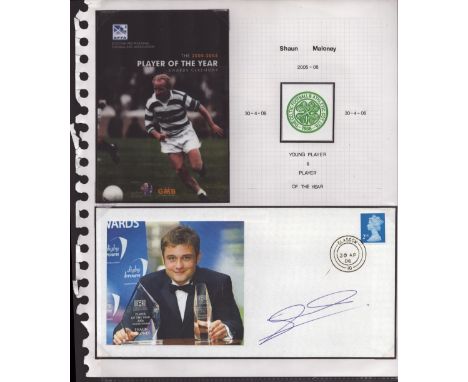 Football Celtic Shaun Maloney signed 2006 Young Player of the Year cover display. Set on descriptive A4 page with corner moun