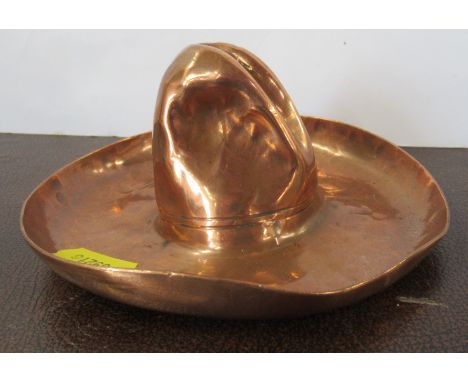 A copper novelty ashtray, formed as a cowboy hat, diameter 5ins