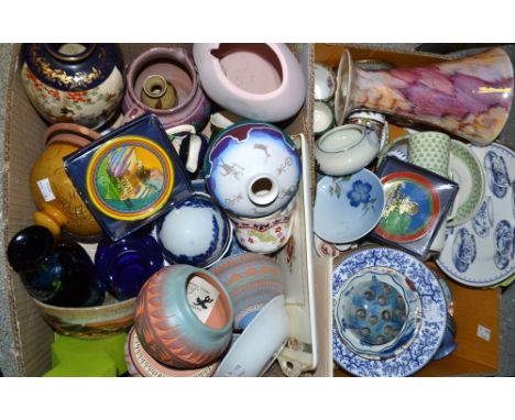 Ceramics - Studio Pottery; Isle of Wight muffin dish; others; Royal Worcester trinket dish, boxed; blue and white plate; qty 