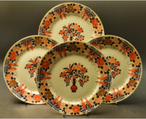 Four Imari pattern plates (4)