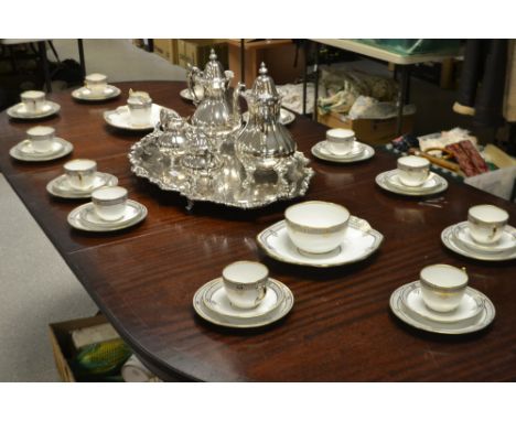 Table China - a Roslyn China tea service for twelve including two bread plates, milk jug, sugar bowl, cups, saucers etc. deco