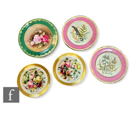 A collection of assorted English porcelain plates to include a Royal Worcester cabinet plate of circular form, decorated to t
