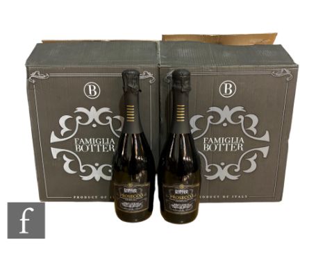 Two cases (twelve bottles) of Prosecco Famiglia Botter D.O.C. (12)  PLEASE VIEW CONDITION REPORT 