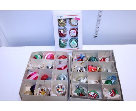 A selection of vintage Christmas tree ornaments 
